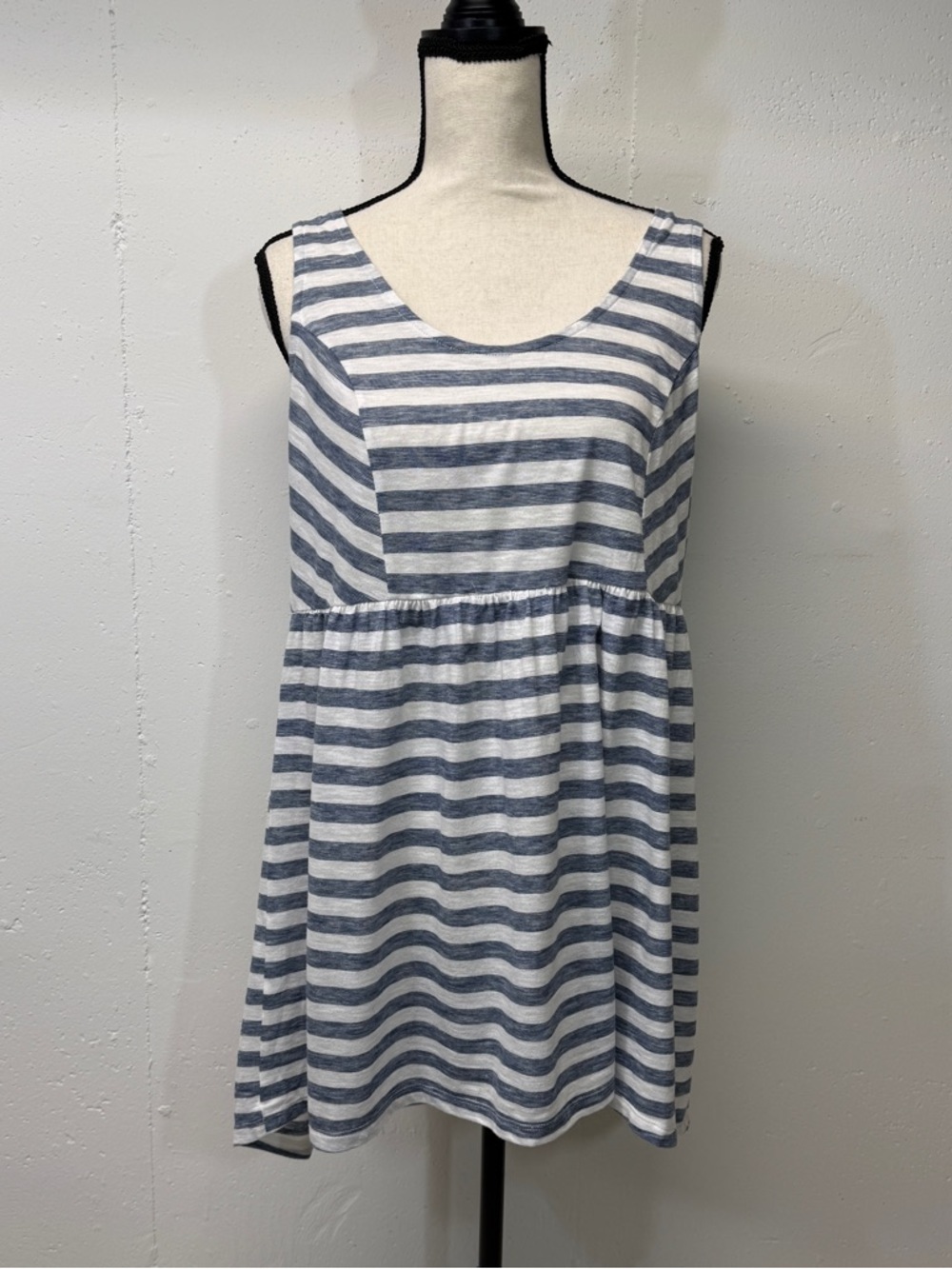 Striped Sleeveless Swing Tank tunic- Blue & White stripes maternity - Picture 4 of 9